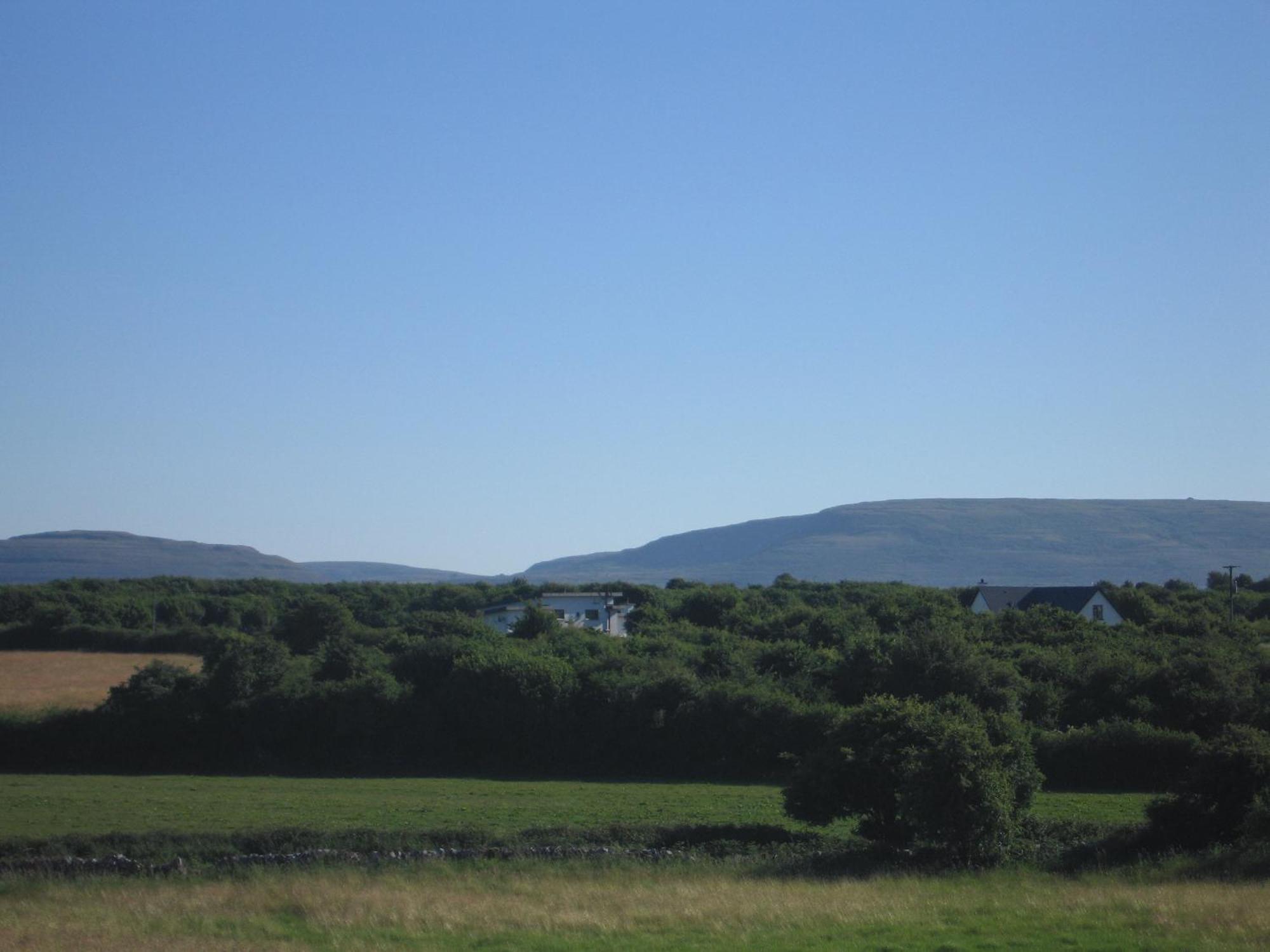 Kinvara Inn B&B Экстерьер фото